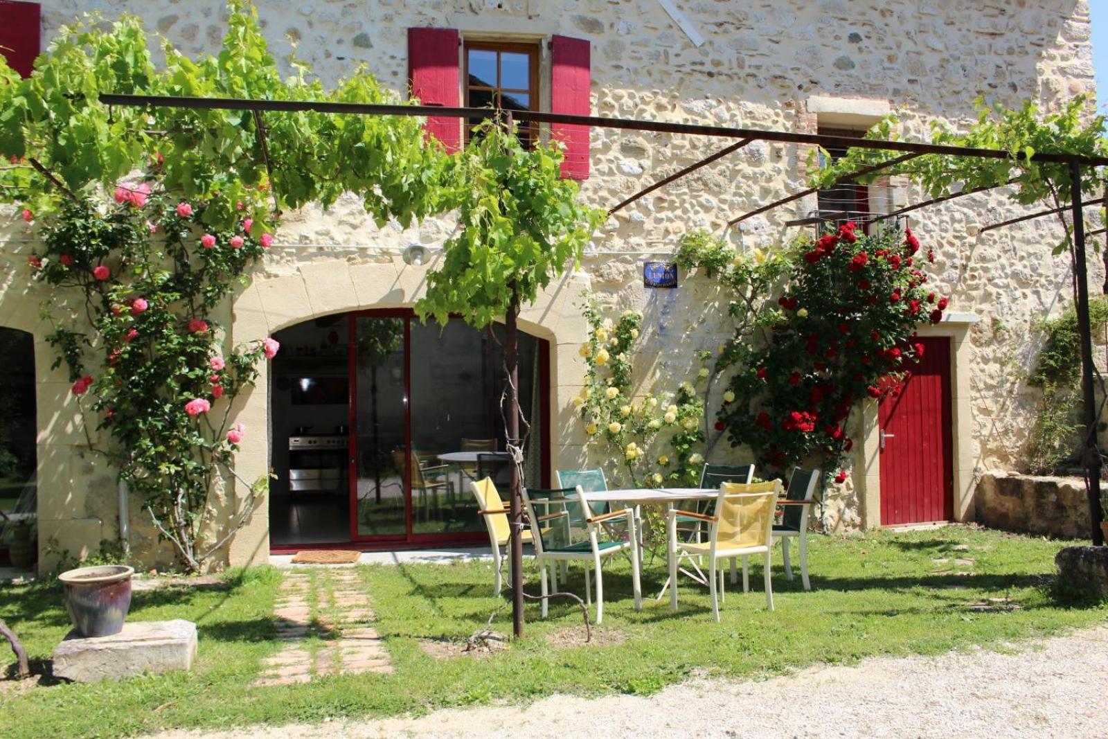 Chez Germaine Vila Les Granges-Gontardes Exterior foto